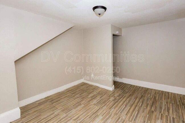 Foto del edificio - 3926 Woodbridge Ave