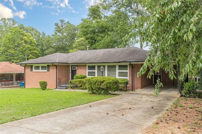 Building Photo - 2314 Bryant Dr