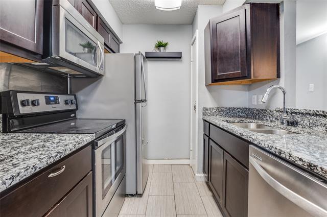 Foto del edificio - 4859 Cedar Springs Rd