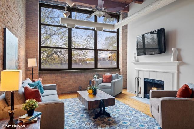 Building Photo - 2 bedroom in Chicago IL 60613