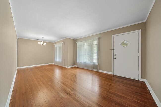 Foto del edificio - 3 Bedroom/1 Bathroom Ridgeview Subdivision