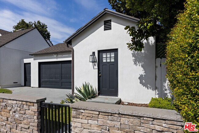 Foto del edificio - 4316 N Clybourn Ave