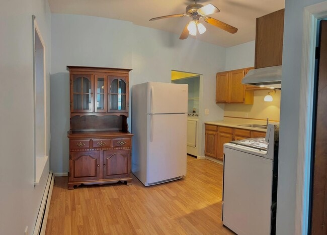 Building Photo - 309 23rd St