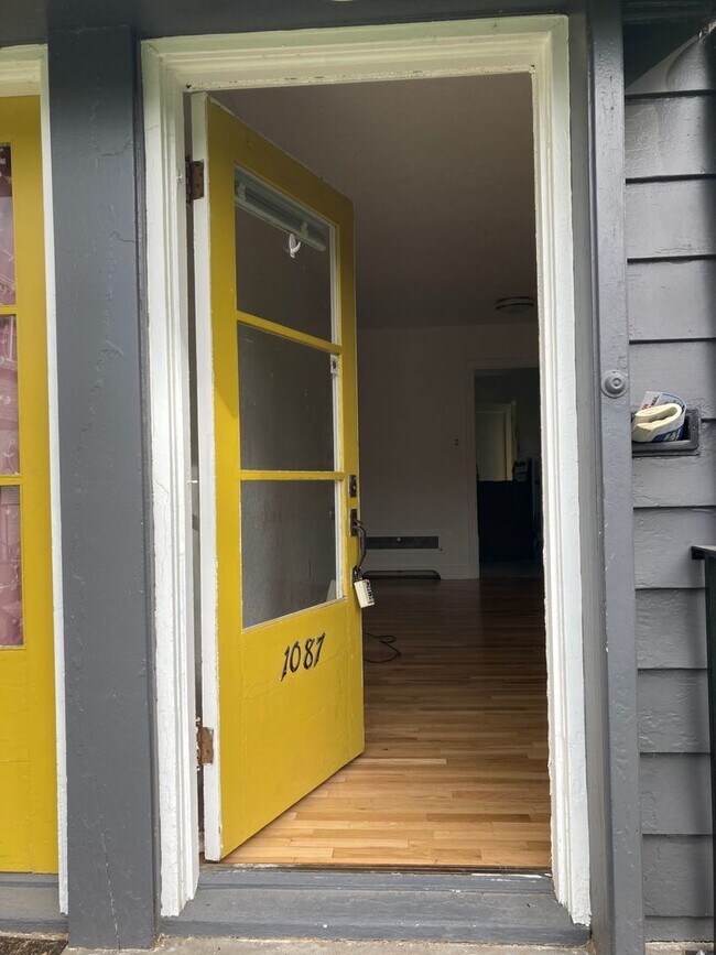 Foto del edificio - A great connection make all the difference!