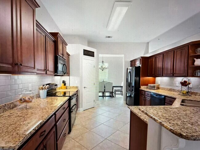 Foto del edificio - 9722 Misty Meadow Ln