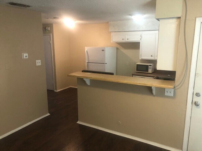 Foto del edificio - 210 N Vanderveer St