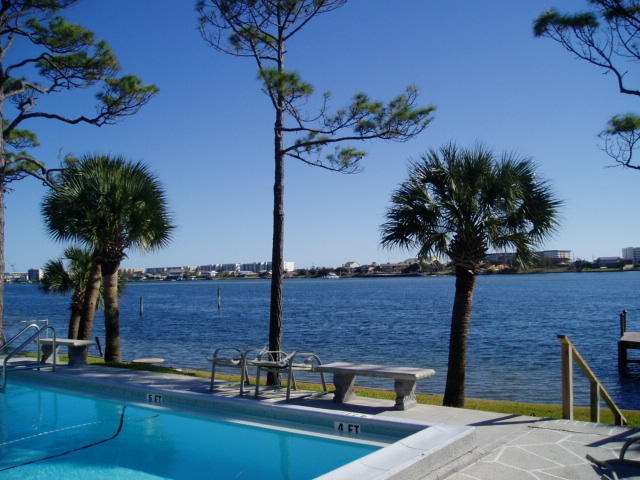 Building Photo - 4 Miracle Strip Pkwy