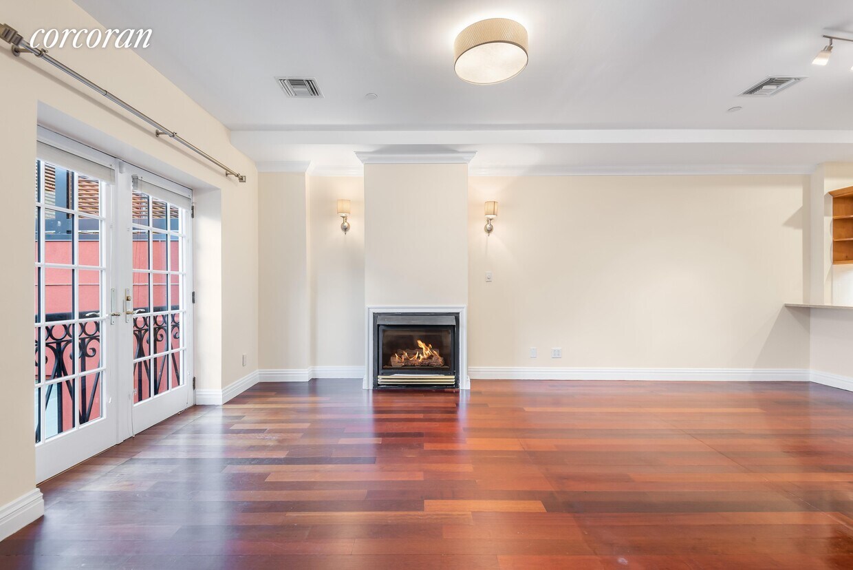 Foto principal - 301 Warren St