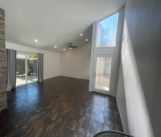 Foto del edificio - 1452 S Camino Real