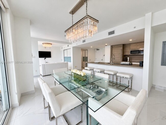 Foto del edificio - 400 Sunny Isles Blvd