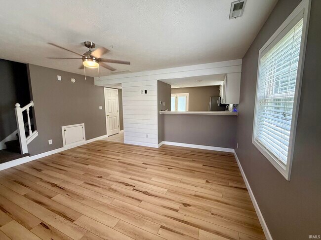 Foto del edificio - 3360 S Oaklawn Cir