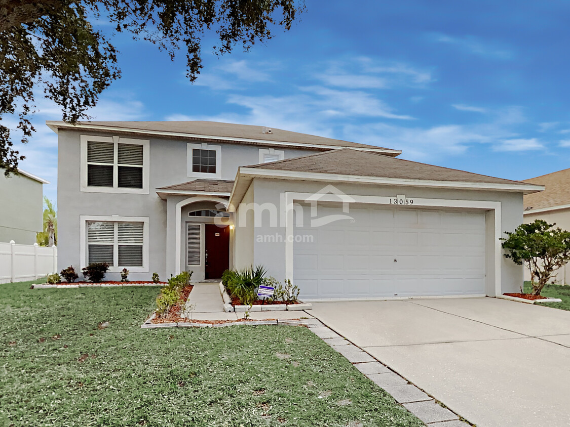 Foto principal - 13059 Waterbourne Dr