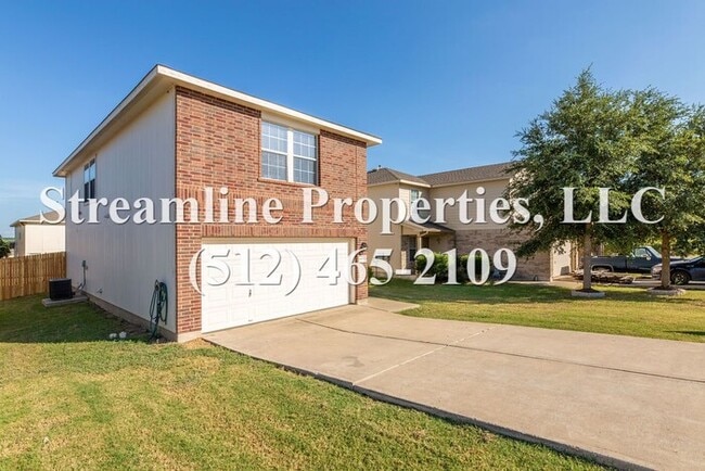 Building Photo - Beautiful 4 bedroom home in Del Valle!
