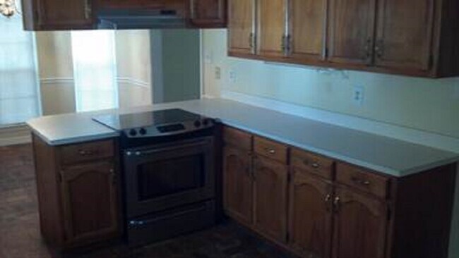Building Photo - 123 Sandlewood Cir