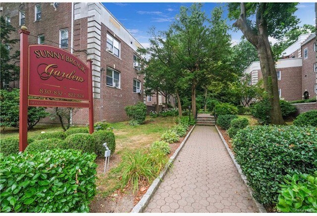 Foto principal - 824 Palmer Rd