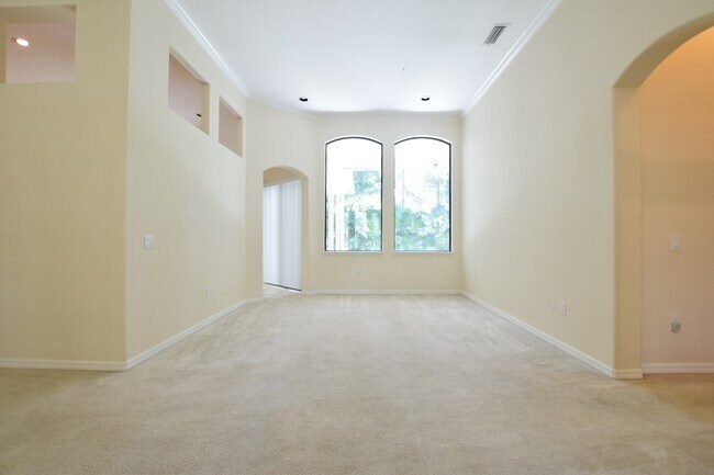 Building Photo - Stunning 4 bed 3 Bath Gated Home for Rent ...