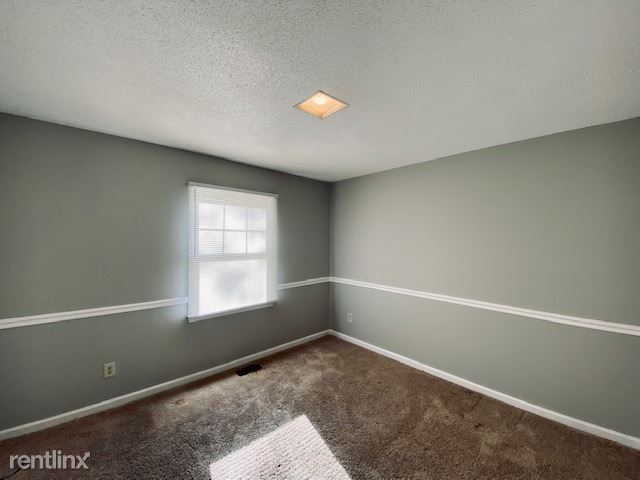 Building Photo - 3 br, 2 bath House - 5703 Cranberry Ct