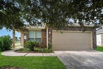 Building Photo - 22322 Albee Dr