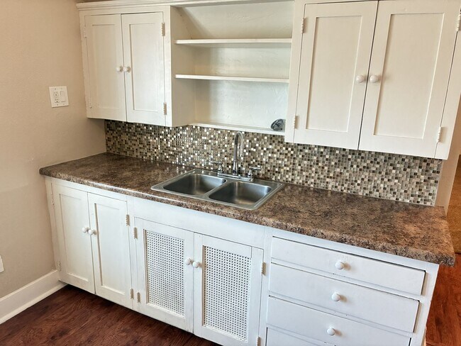 Foto del edificio - Desirable Downtown Redlands