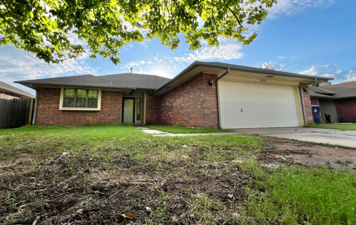 Primary Photo - 11513 Walters Ave
