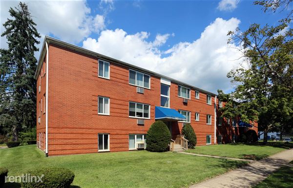 Foto del edificio - 961 Grafton Rd