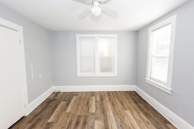 Foto del edificio - 3132 West 33rd-