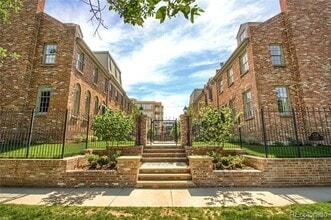 Building Photo - 338 Clayton St