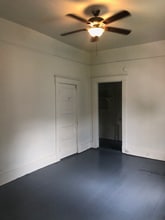 Building Photo - 2053 Linden Ave