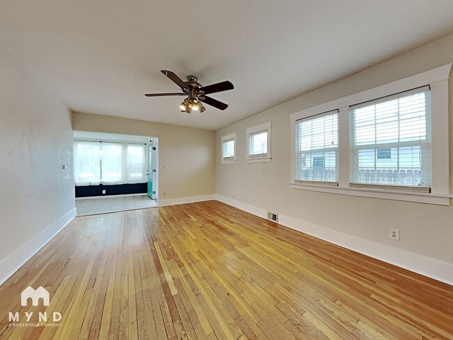 Building Photo - 4465 Meade St