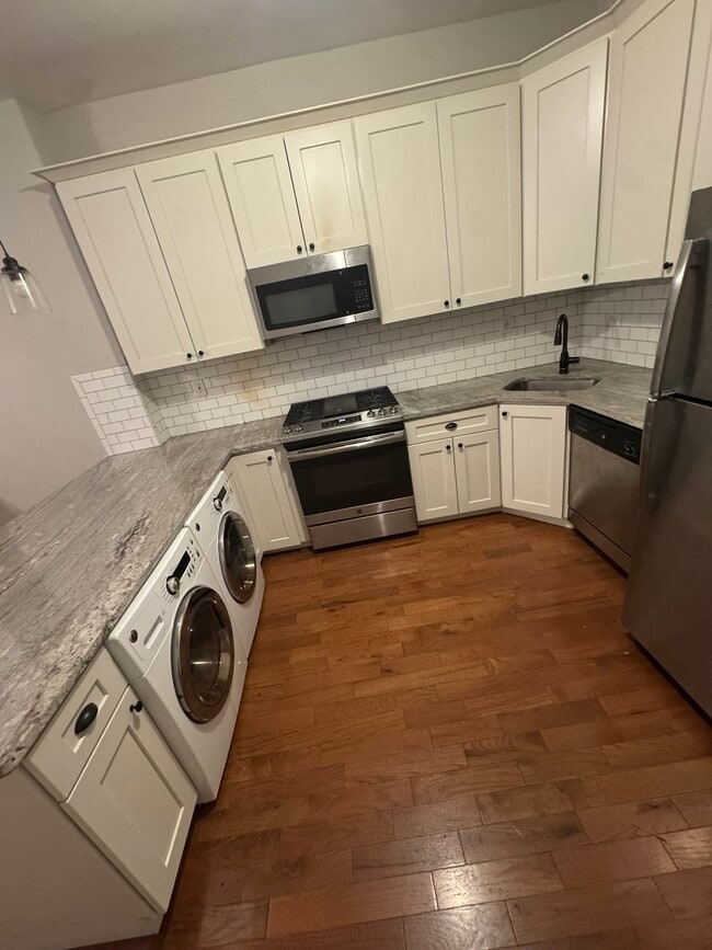 Foto del edificio - 12 Chelsea St