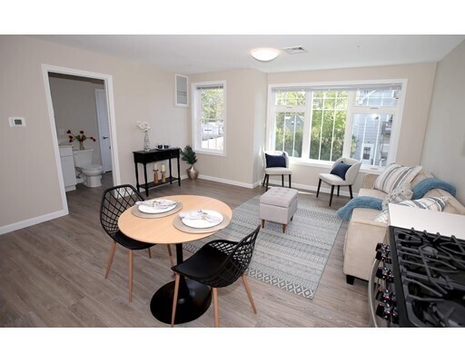 Foto del edificio - 30 Temple St