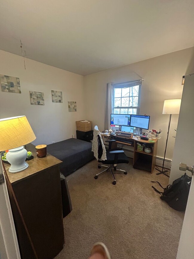 Foto del edificio - 3 bed, 1 1/2 Bath House
