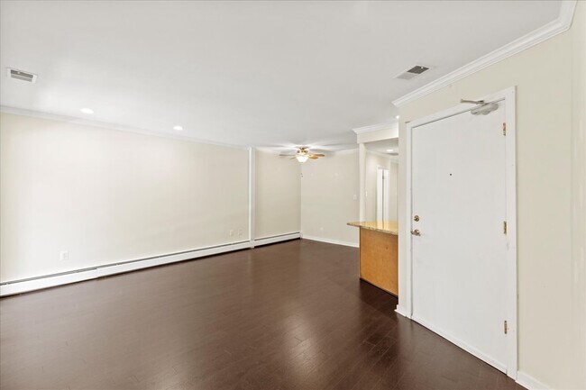 Foto del edificio - 532 Sunrise Ave