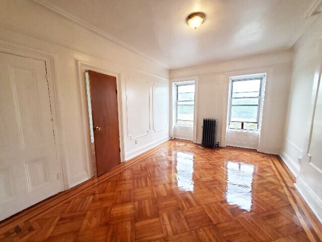 Building Photo - 591 Greene Ave