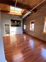 Building Photo - 609 Central St