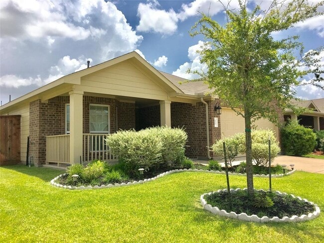Building Photo - 3503 Yasmine Ranch Dr