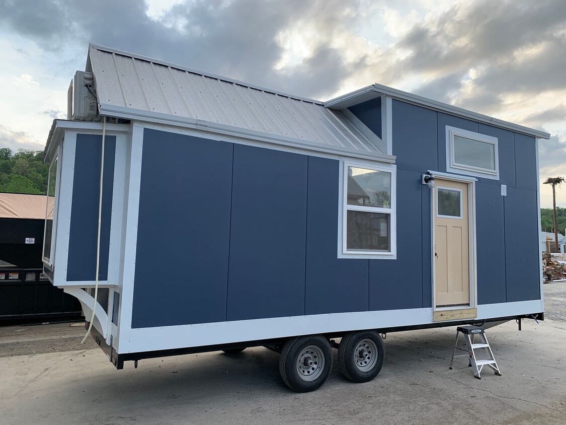 Primary Photo - Incredible Tiny Home for Rent!