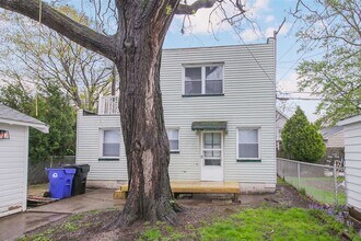 Building Photo - 3822 W 133rd St