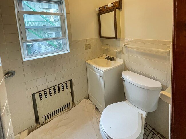 Foto del edificio - 55 Wales Ave