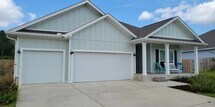 Foto principal - Spacious 4-Bedroom Home in Desirable Beula...