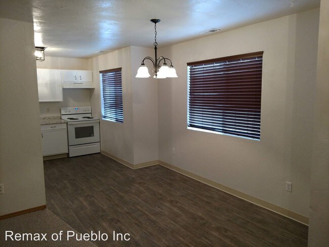 Foto del edificio - 3 br, 2 bath House - 2706 WINNIPEG ST