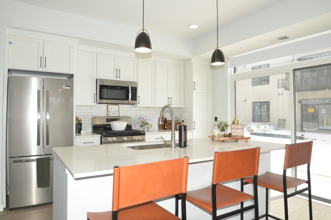 Building Photo - The Emery Apartments