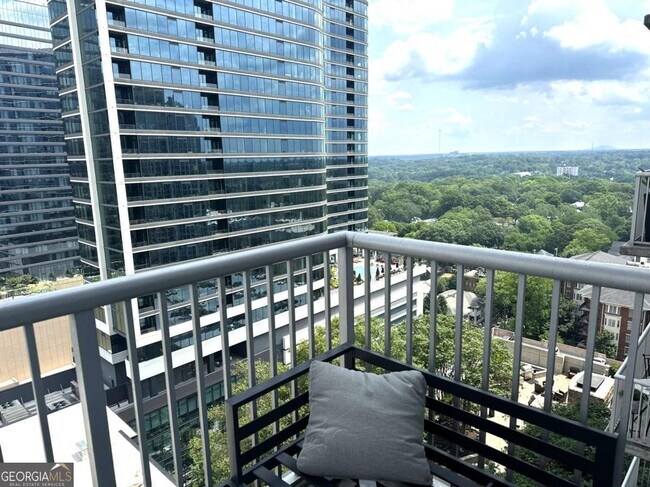 Foto del edificio - 855 Peachtree St NE