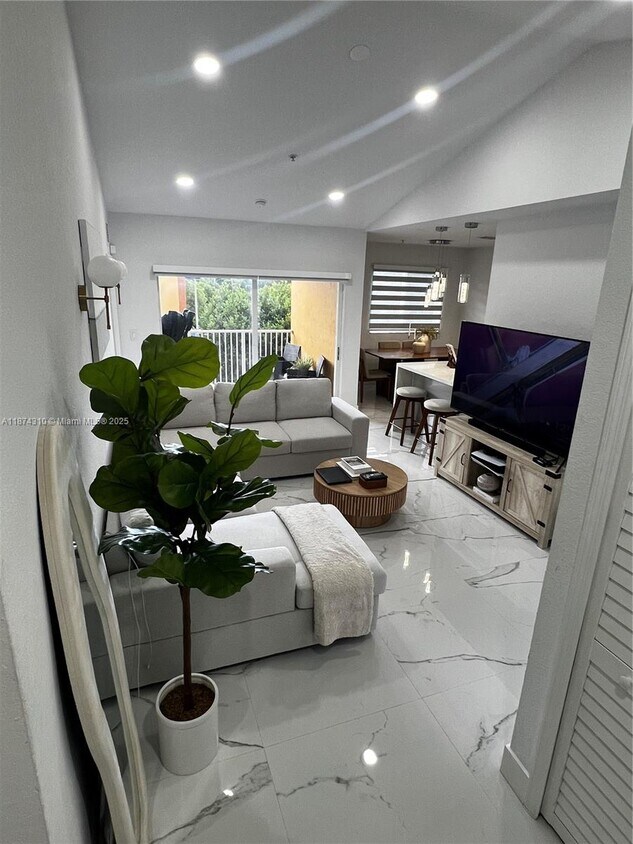 Foto principal - 20950 SW 87th Ave