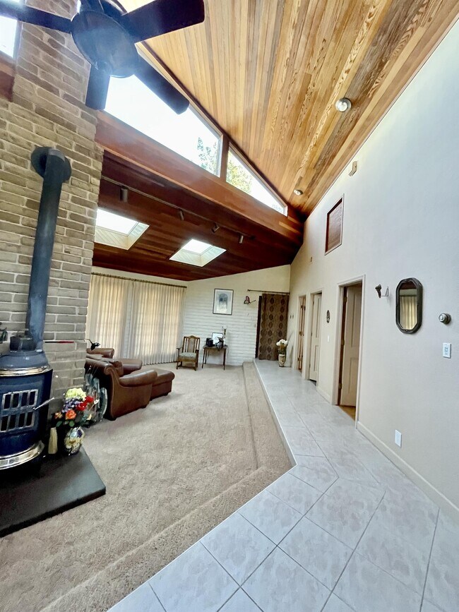 Building Photo - 10433 Carli Way