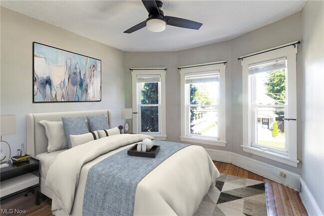 Foto del edificio - 1536 W 28th St