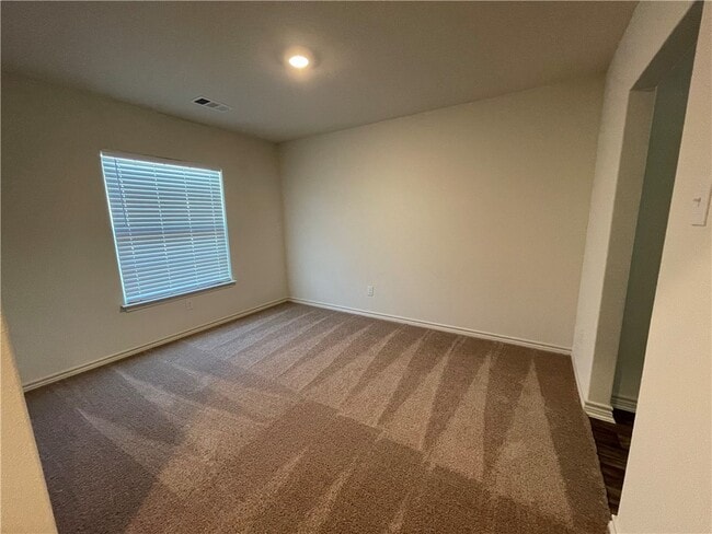 Building Photo - 104 Sunnymeade Ln