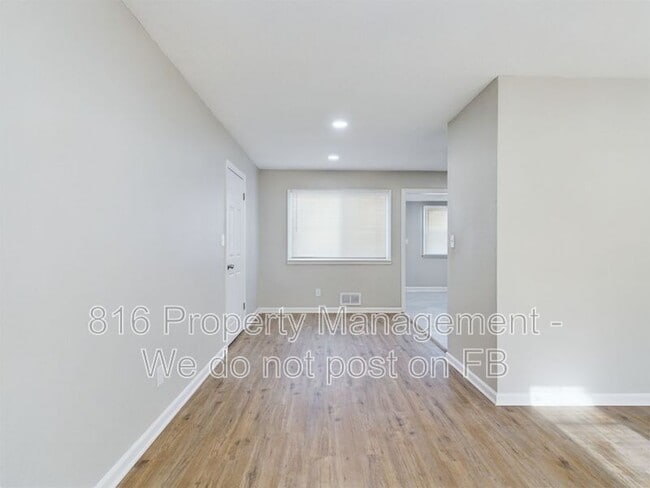 Building Photo - 9401 Bristol Ave