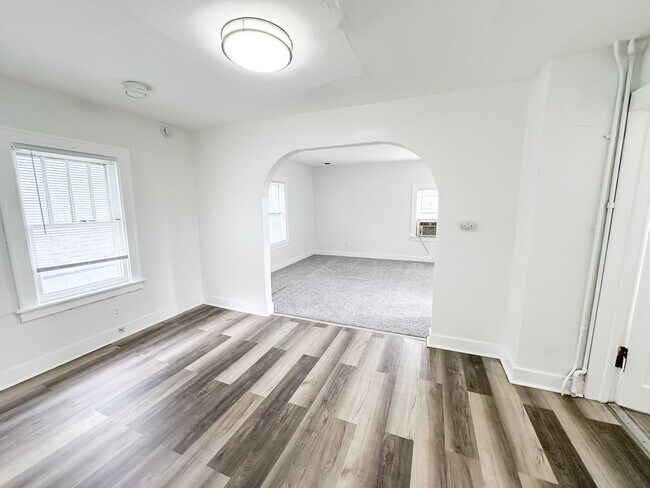 Foto del edificio - 349 Corinne St SW