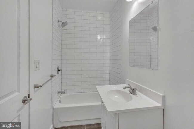 Foto del edificio - 2313 Frankford Ave